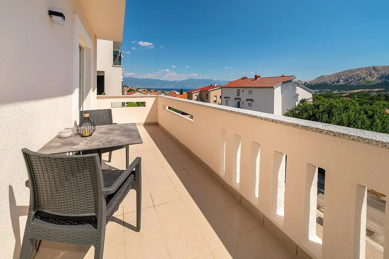 Apartments Gerta With Terrace Baška